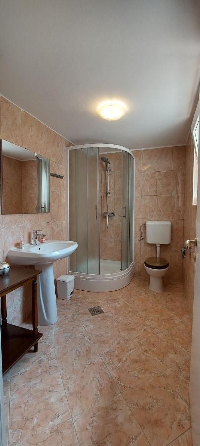Apartmani Diva Малинска Экстерьер фото